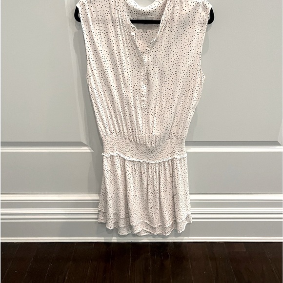 RAILS Angelina White Mini Dress with Black Stars. - Picture 10 of 14